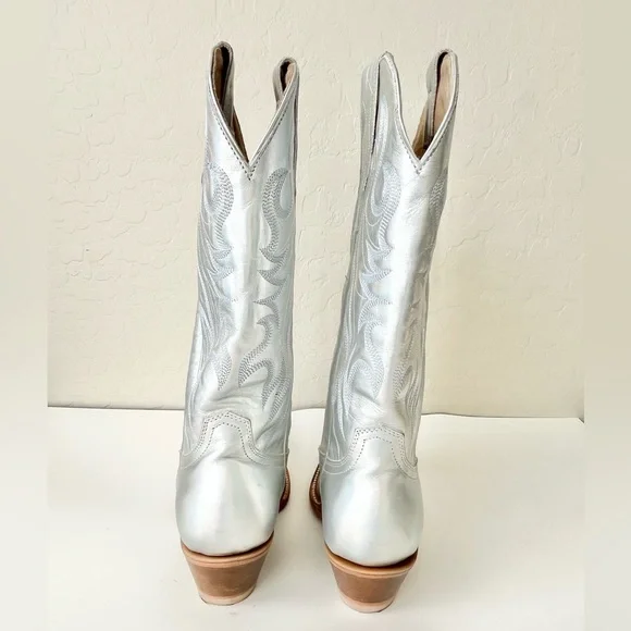 Idyllwind Silver Heeled Boots - Picture 9 of 13
